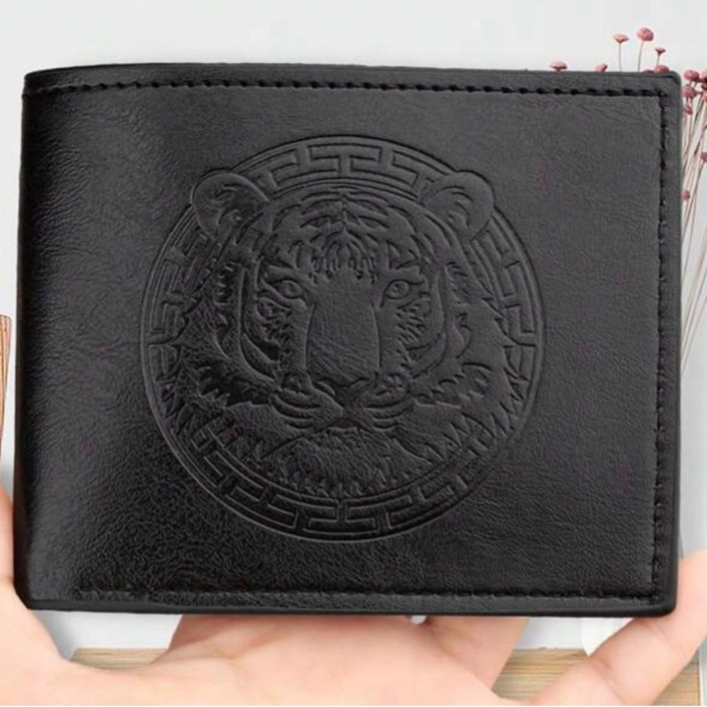 1pc Black men’s Lion 3D Embossed Pattern Lightweight Leather Wallet